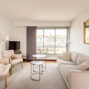 Eiffel Tower & Champs-elysees - 2br With Balcony - Cityapartmentstay , Paris France